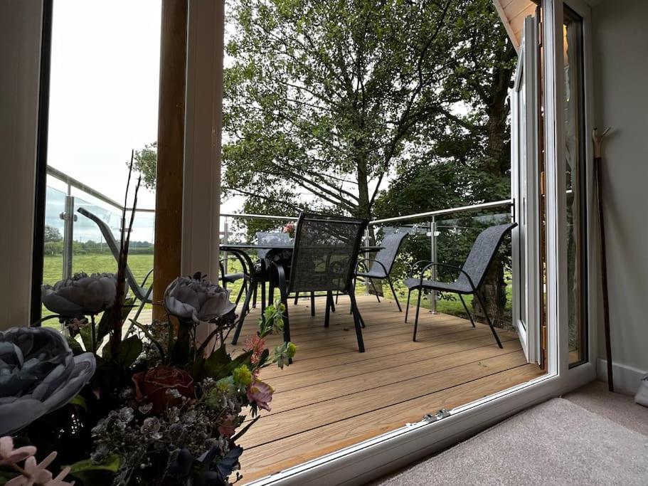 Cosy Alpine Cottage In The Heart Of Lancashire Catterall Eksteriør billede