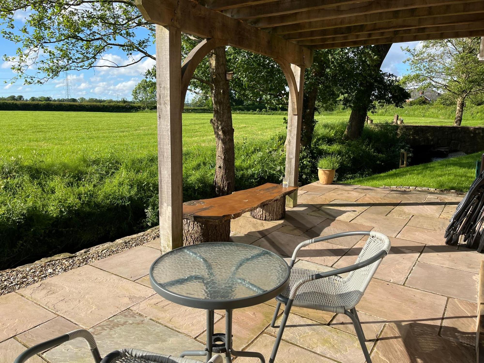 Cosy Alpine Cottage In The Heart Of Lancashire Catterall Eksteriør billede